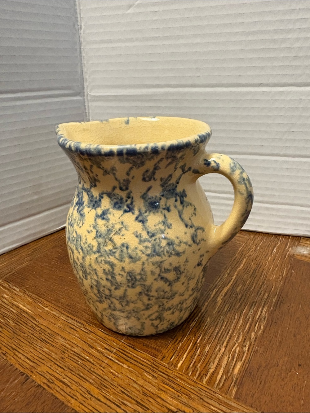 Robinson Ronsbottom Blue Spongeware Handmade Pitcher 1 QT